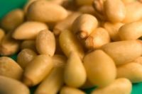 6 variétés de noix et de graines populaires dans le régime méditerranéen