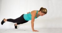 Photographie - Poussoir avancée pour le fitness paléo: celui-bras une jambe push-up