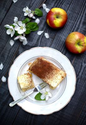 Photographie - Gâteau aux pommes à la crème (clafoutis aux pommes)