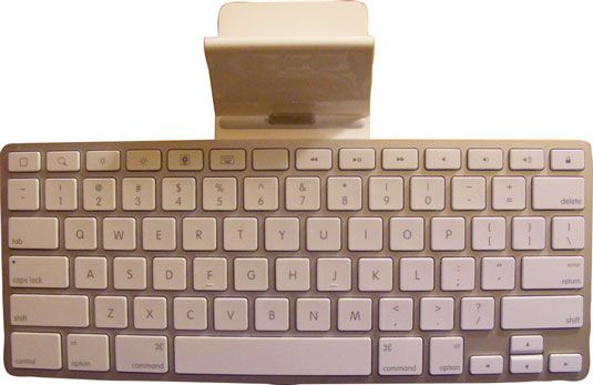 Ce clavier léger est remarquablement confortable à utiliser pour taper ou de synchronisation.