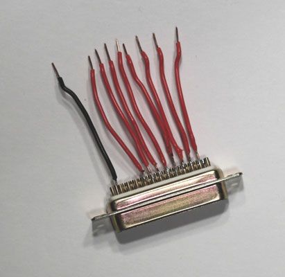 Photographie - Électronique numérique: connecteurs DB25 dans un circuit parallèle port