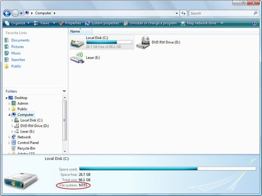 Options pour la lecture d'un disque USB fraîchement inséré (Vista sur la gauche, XP sur la droite).