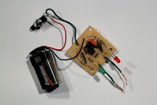 Photographie - Comment construire un circuit électronique à pile ou face