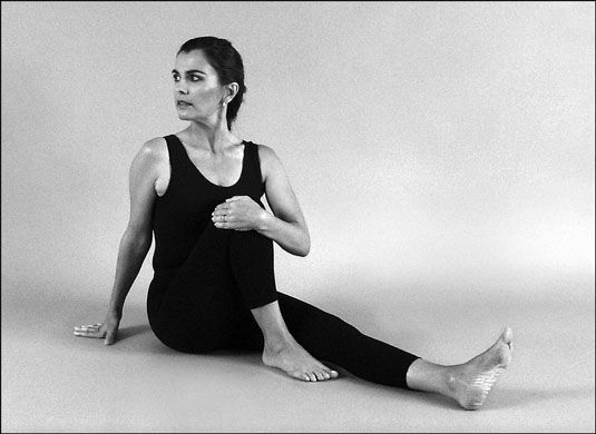 Photographie - Comment faire la torsion de sauge dans le yoga