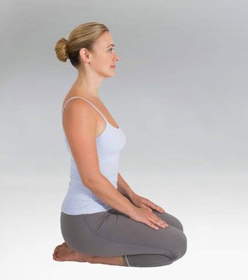 Photographie - Comment faire la posture de yoga de foudre (de vajrasana)