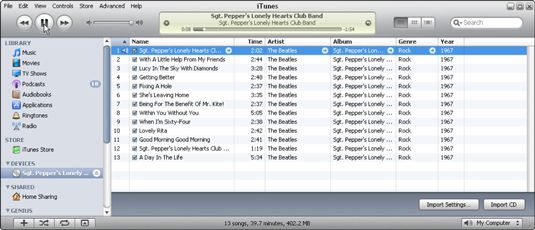 Voir CD Infos piste après iTunes consulte l'Internet.