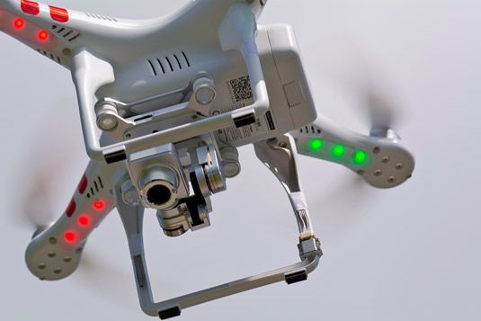 Un cardan de drone dans l'action! [Crédit: Source: B Ystebo / Creative Commons]