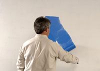 Comment utiliser un rouleau à peinture sur un mur