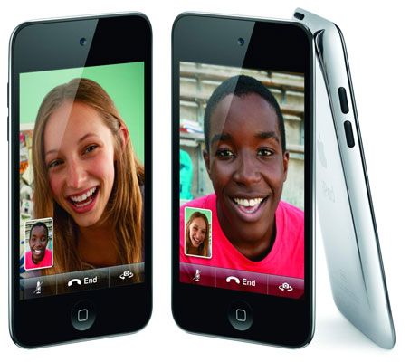 FaceTime peut être fait entre plusieurs produits Apple. Voici iPod touch.