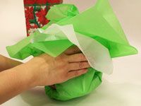 Comment emballer des cadeaux dans un sac-cadeau