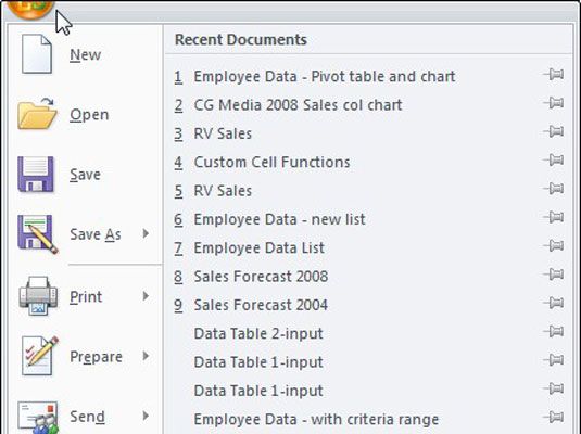 Cliquez sur le bouton Office pour accéder aux commandes liées aux fichiers ou modifier les options dans Excel 2007.