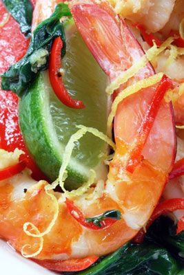 Photographie - Mexicaine recette de fruits de mer: crevettes dans un bain d'ail