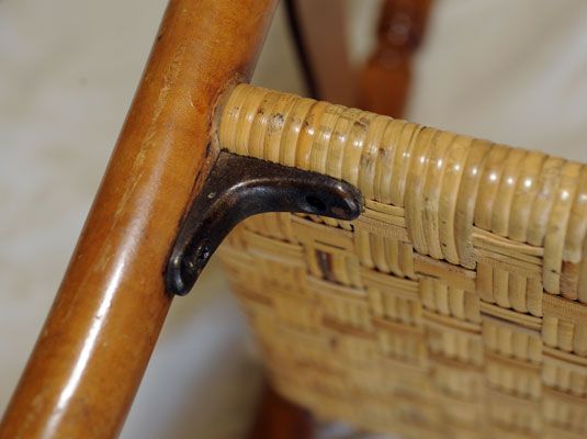 Faire vieilles chaises branlantes, solide à nouveau peut être pas cher et facile.