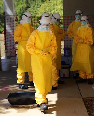 Photographie - Des mesures particulières de prévention ebola pour les travailleurs de la santé